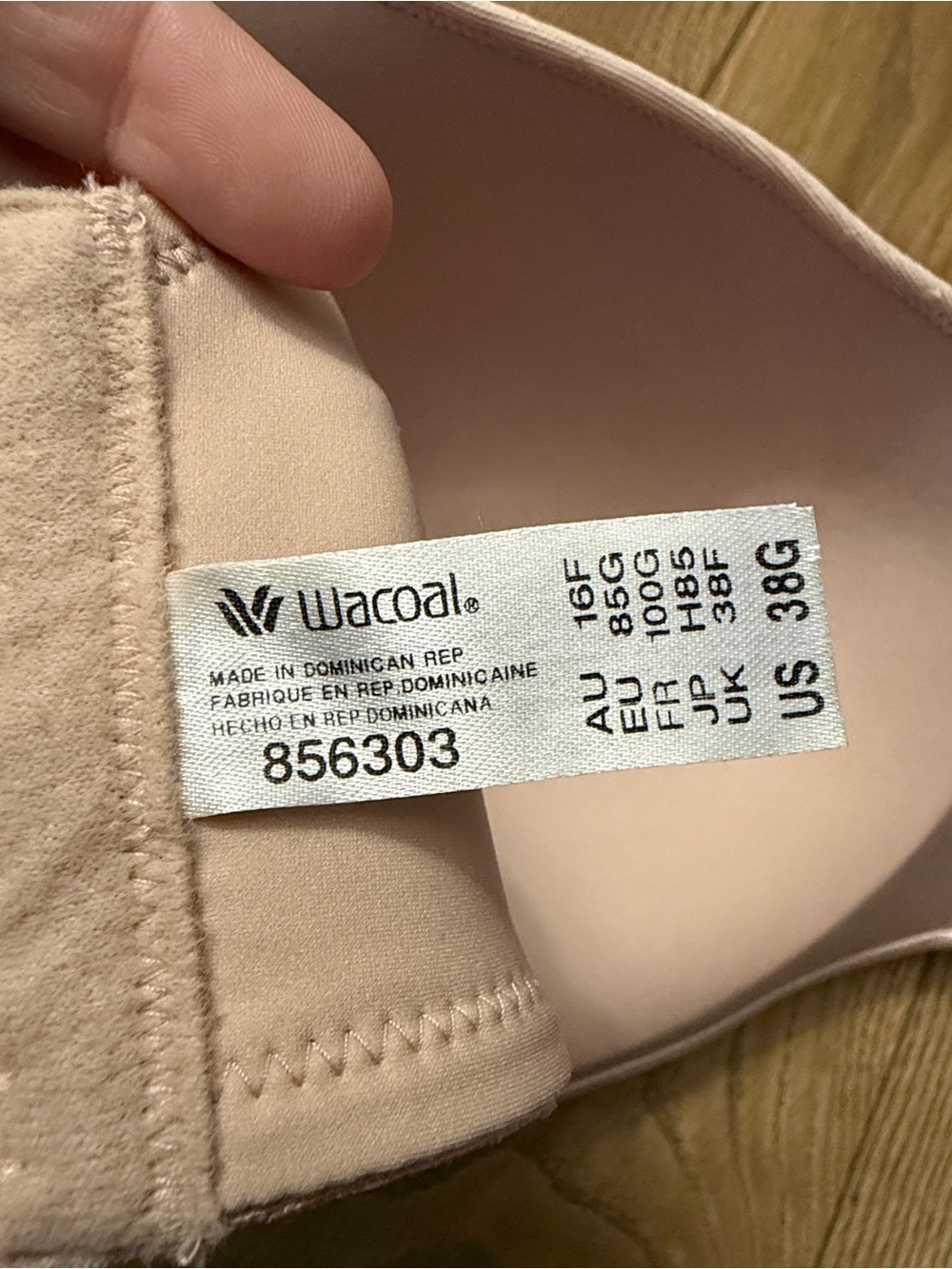 Wacoal wireless Bra in Pale Pink - Picture 2 of 3